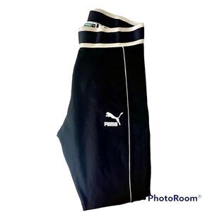 Puma Yoga/Workout Leggings. New without Tags